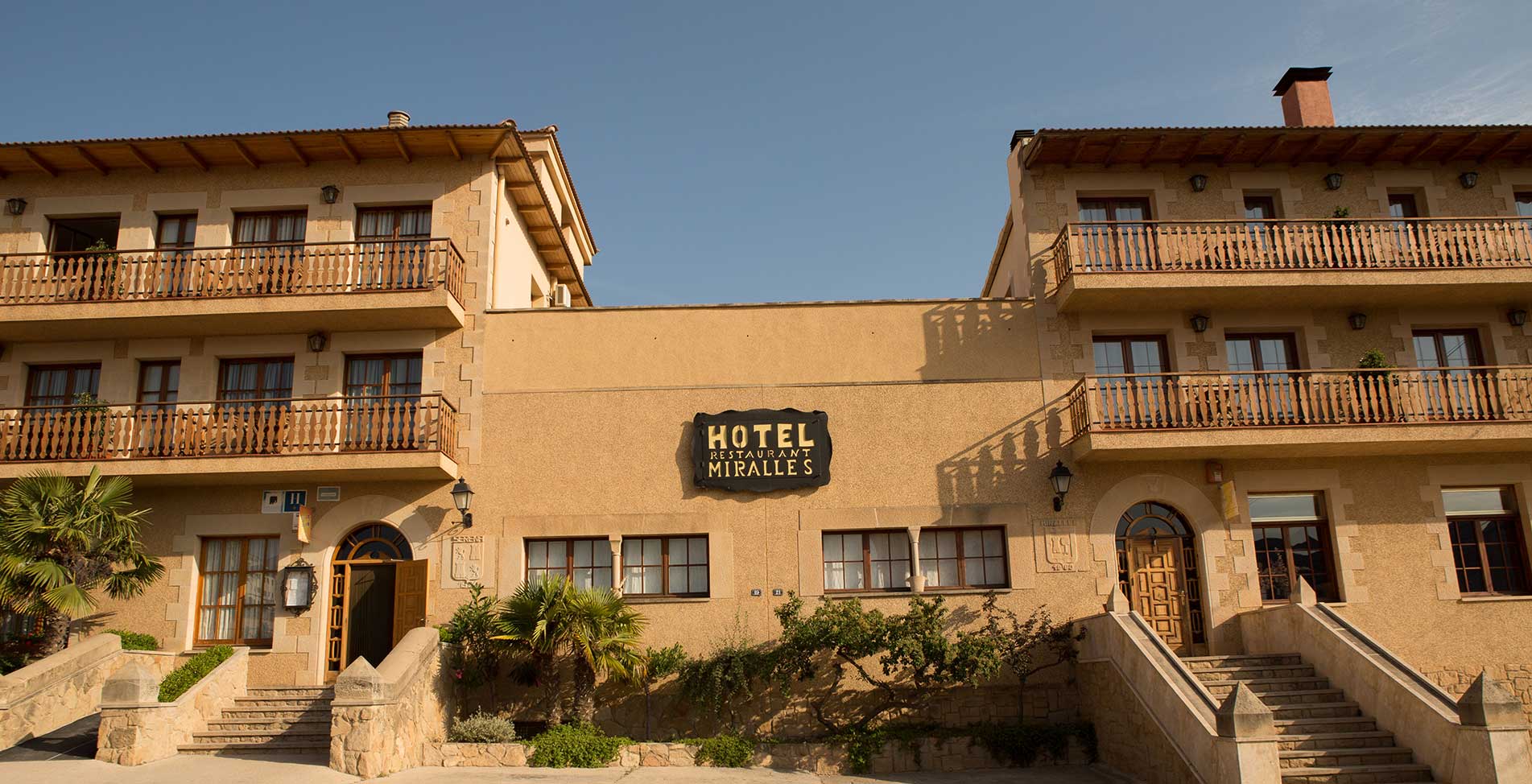  Hotel  Restaurant Miralles Al cor  de la  Terra Alta